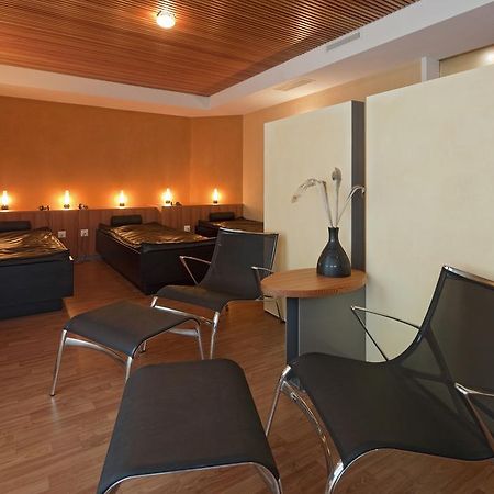 Hotel Metropol Saas Fee Instalações foto