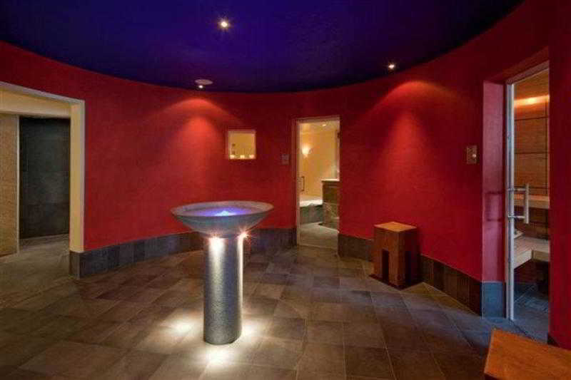 Hotel Metropol Saas Fee Instalações foto